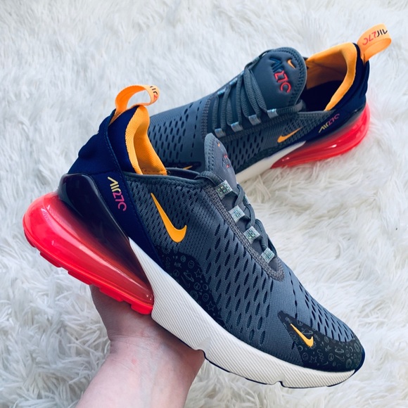 Nike Air Max 270 - Picture 2 of 6